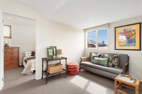 Photo of property in 69 Jeffreys Road, Fendalton, Christchurch, 8052