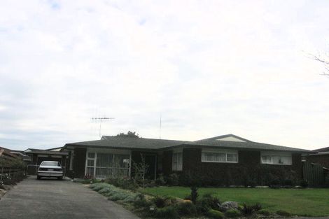 Photo of property in 24 Chippendale Crescent, Highbury, Palmerston North, 4412