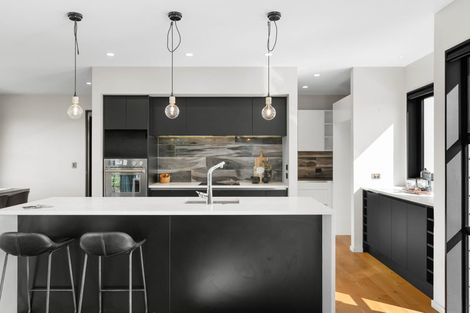 Photo of property in 33 Little Gem Road, Hornby, Christchurch, 8025