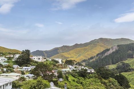 Photo of property in 2a Columbia Way, Kingston, Wellington, 6021