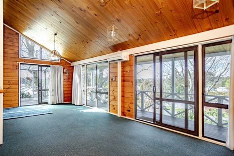 Photo of property in 1 Carlson Street, Dannevirke, 4930