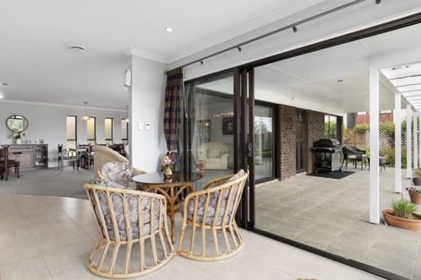 Photo of property in 63 Links View Drive, Omokoroa, 3114