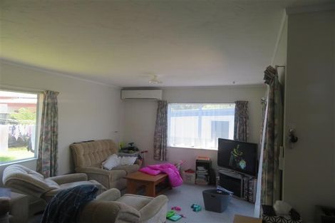Photo of property in 1/8 Tulsa Grove, Totara Park, Upper Hutt, 5018