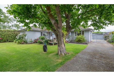 Photo of property in 54 Farquhars Road, Redwood, Christchurch, 8051