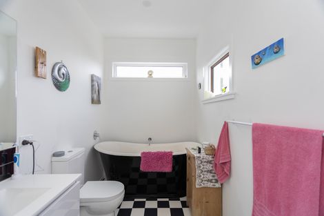 Photo of property in 44 Tamar Street, South Hill, Oamaru, 9400