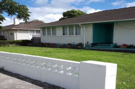 Photo of property in 16 Cardiff Street, Awapuni, Palmerston North, 4412