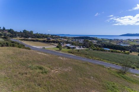 Photo of property in 10 Pekama Drive, Cable Bay, 0420