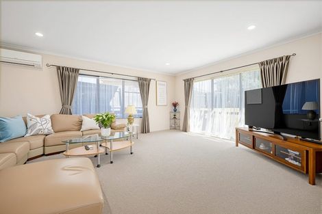 Photo of property in 48 Basra Drive, Henderson, Auckland, 0612