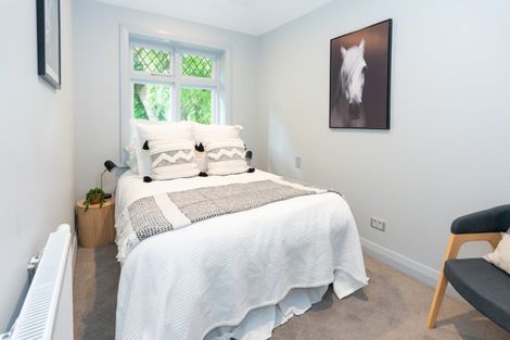 Photo of property in Hamilton Flats, 1/9 Hawker Street, Mount Victoria, Wellington, 6011