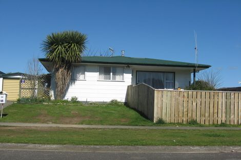 Photo of property in 34 Morgan Crescent, Levin, 5510