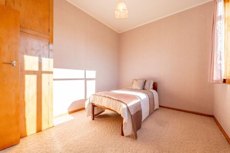 Photo of property in 33 Parsonage Road, Waimate, 7924