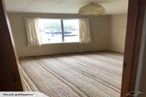 Photo of property in 2/1 Matua Place, Clendon Park, Auckland, 2103