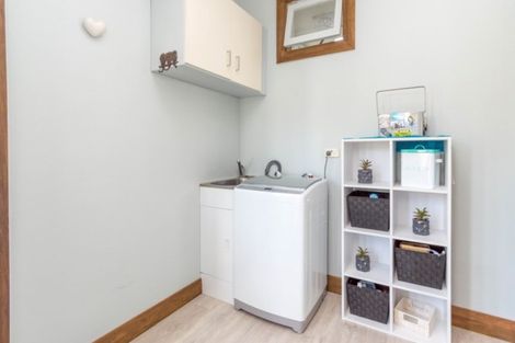 Photo of property in 12 Napier Road, Terrace End, Palmerston North, 4410