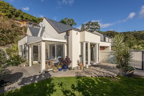 Photo of property in 27 Augusta Street, Redcliffs, Christchurch, 8081