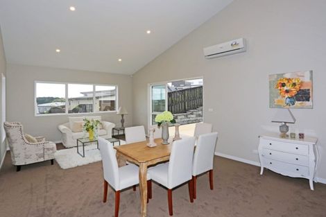 Photo of property in 16 Knoll Rise, Pukekohe, 2120