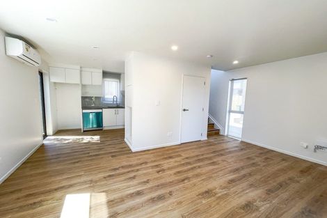 Photo of property in 321b Pakuranga Road, Pakuranga Heights, Auckland, 2010