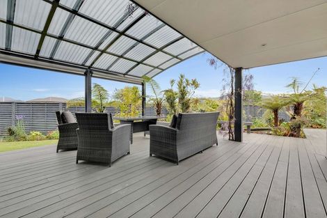 Photo of property in 20 Roseberry Place, Whitianga, 3510