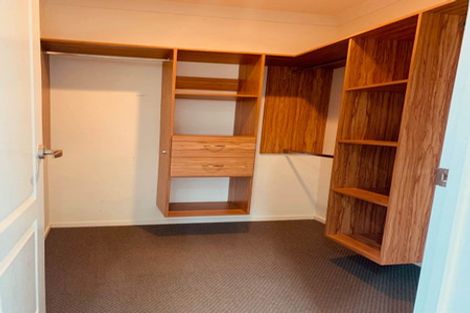 Photo of property in 2/890 East Coast Road, Northcross, Auckland, 0630