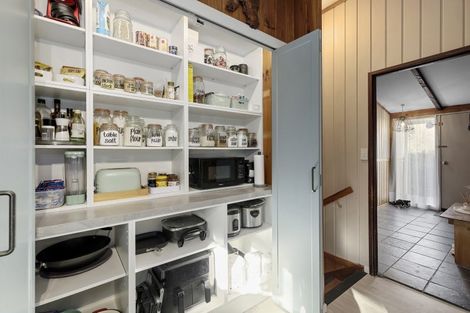 Photo of property in 57 Norana Road, Timberlea, Upper Hutt, 5018