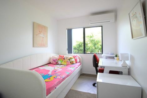 Photo of property in 38 Awaroa Road, Sunnyvale, Auckland, 0612