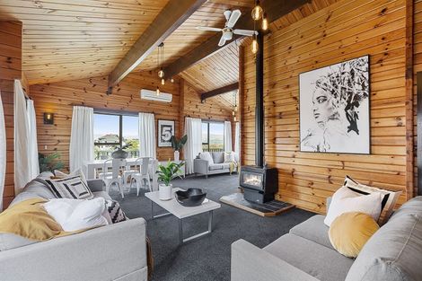 Photo of property in 34 Bodmin Terrace, Camborne, Porirua, 5026