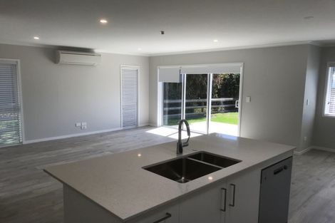 Photo of property in 120 Matua Road, Huapai, Kumeu, 0810