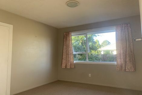 Photo of property in 6 Dunluce Place, Hornby, Christchurch, 8042