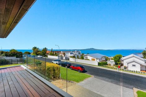 Photo of property in 11 Katui Street, Castor Bay, Auckland, 0620