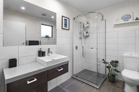 Photo of property in 53 Windermere Road, Papanui, Christchurch, 8053