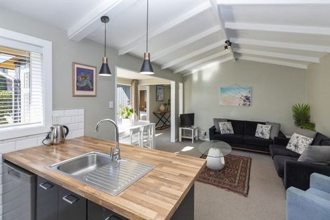 Photo of property in 4 Swindells Road, Waikuku Beach, 7473