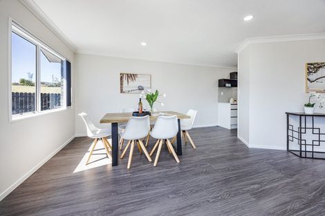 Photo of property in 15 Advocate Place, Randwick Park, Auckland, 2105