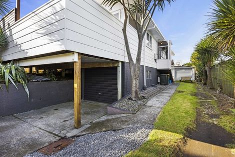 Photo of property in 71 Marama Crescent, Spotswood, New Plymouth, 4310