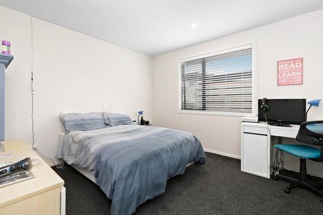 Photo of property in 11 Centre Crescent, Wanaka, 9305
