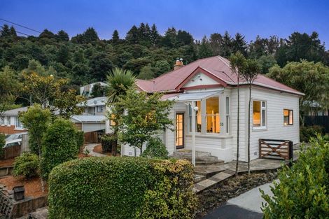 Photo of property in 30 Saint Albans Street, Bradford, Dunedin, 9011