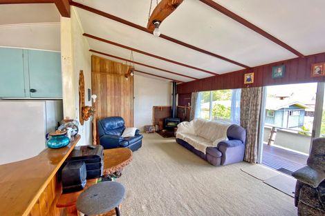 Photo of property in 8 Kendale Drive, Leigh, 0985