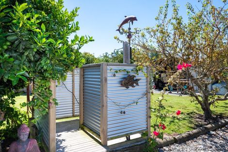 Photo of property in 21 Grove Road, Haumoana, 4102