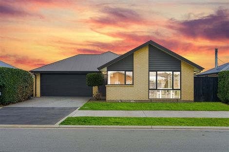 Photo of property in 14 Ridgeway Avenue, Rolleston, 7615