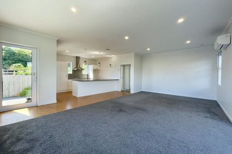 Photo of property in 175a Tukapa Street, Westown, New Plymouth, 4310