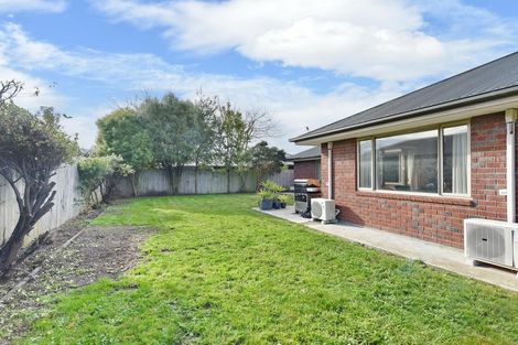 Photo of property in 41 Factory Road, Belfast, Christchurch, 8051