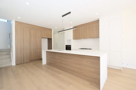 Photo of property in 4 Waimarie Drive, Karaka, 2578