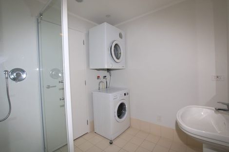 Photo of property in 6a/30 Westward Ho, Glen Eden, Auckland, 0602