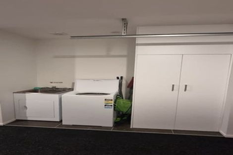 Photo of property in 19 Kaimai Avenue, Massey, Auckland, 0614