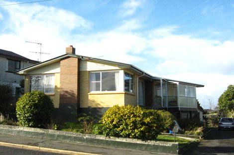 Photo of property in 8 Albion Street, Shiel Hill, Dunedin, 9013