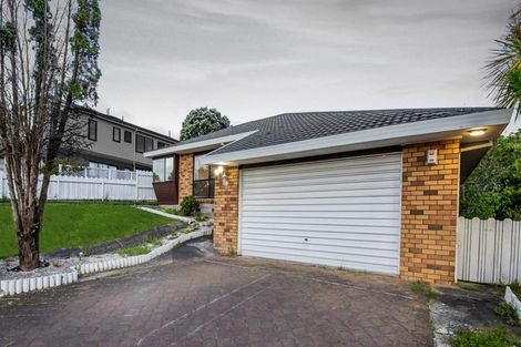 Photo of property in 40 Pigeon Mountain Road, Half Moon Bay, Auckland, 2012