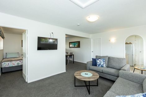 Photo of property in 22 Pukeko Place, Westshore, Napier, 4110