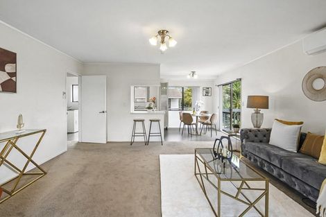 Photo of property in 2/122 Finlayson Avenue, Clendon Park, Auckland, 2103