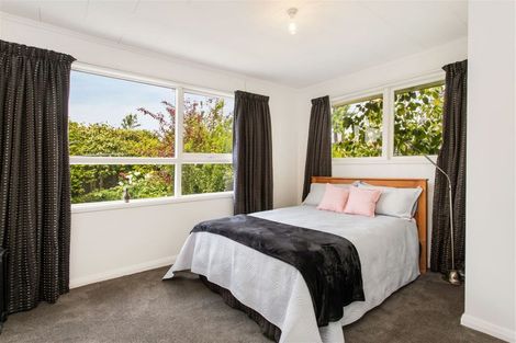 Photo of property in 102 Paparoa Street, Papanui, Christchurch, 8053