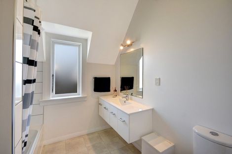 Photo of property in 305 York Place, Dunedin Central, Dunedin, 9016