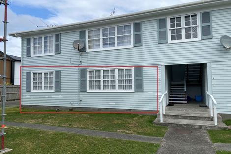 Photo of property in 1/95 Whites Line East, Waiwhetu, Lower Hutt, 5010