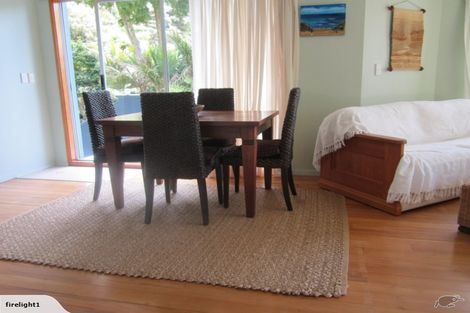 Photo of property in 95 Cornwallis Road, Cornwallis, Auckland, 0604